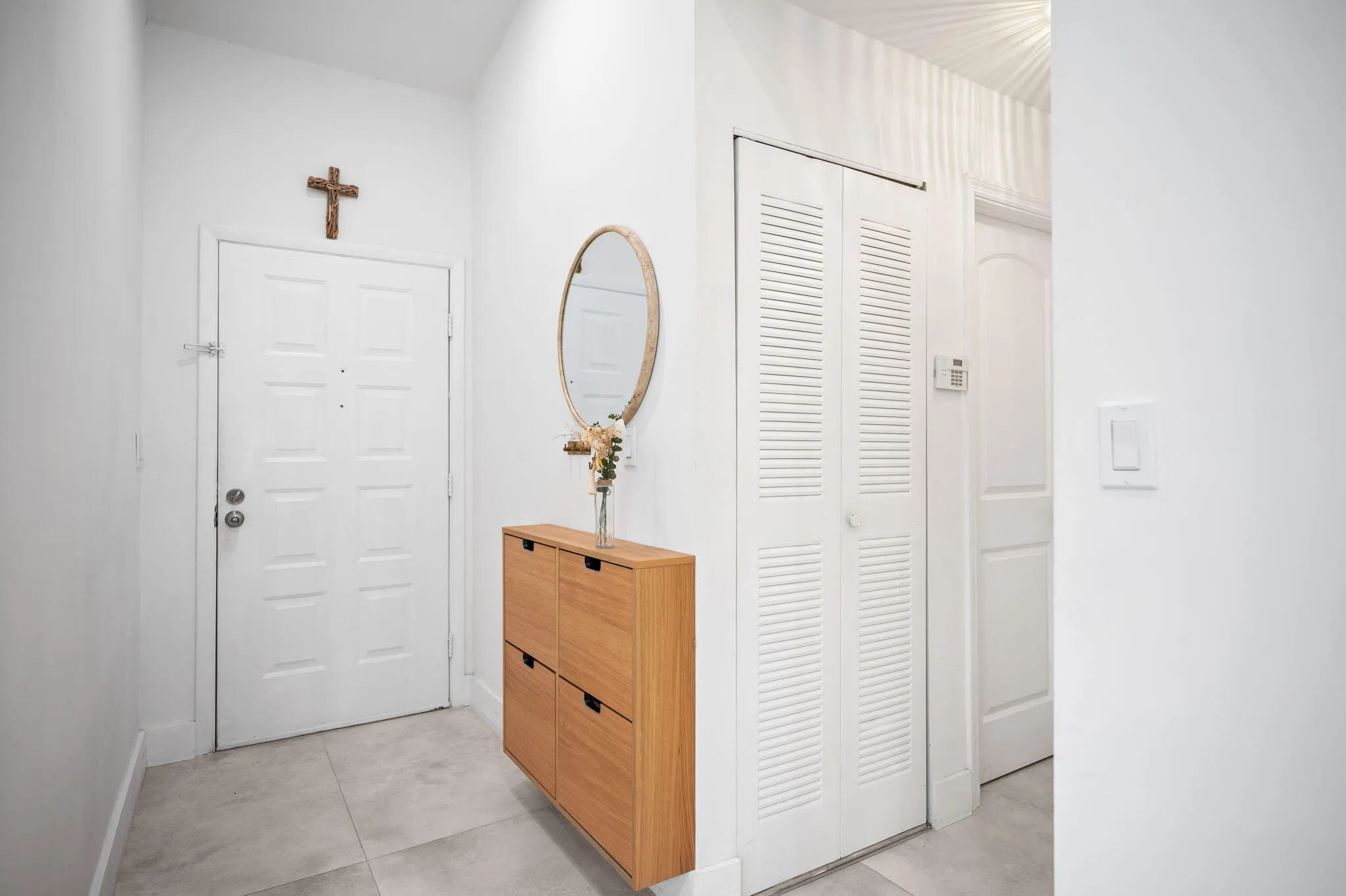 20-web-or-mls-15121-s-waterford-dr