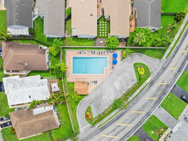 32-web-or-mls-15121-s-waterford-dr
