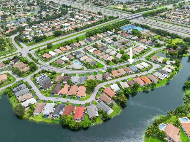 35-web-or-mls-15121-s-waterford-dr