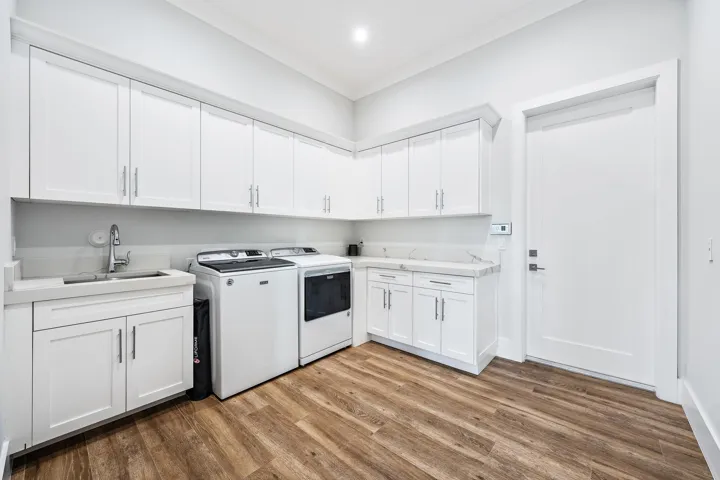 2169 Driftwood Circle