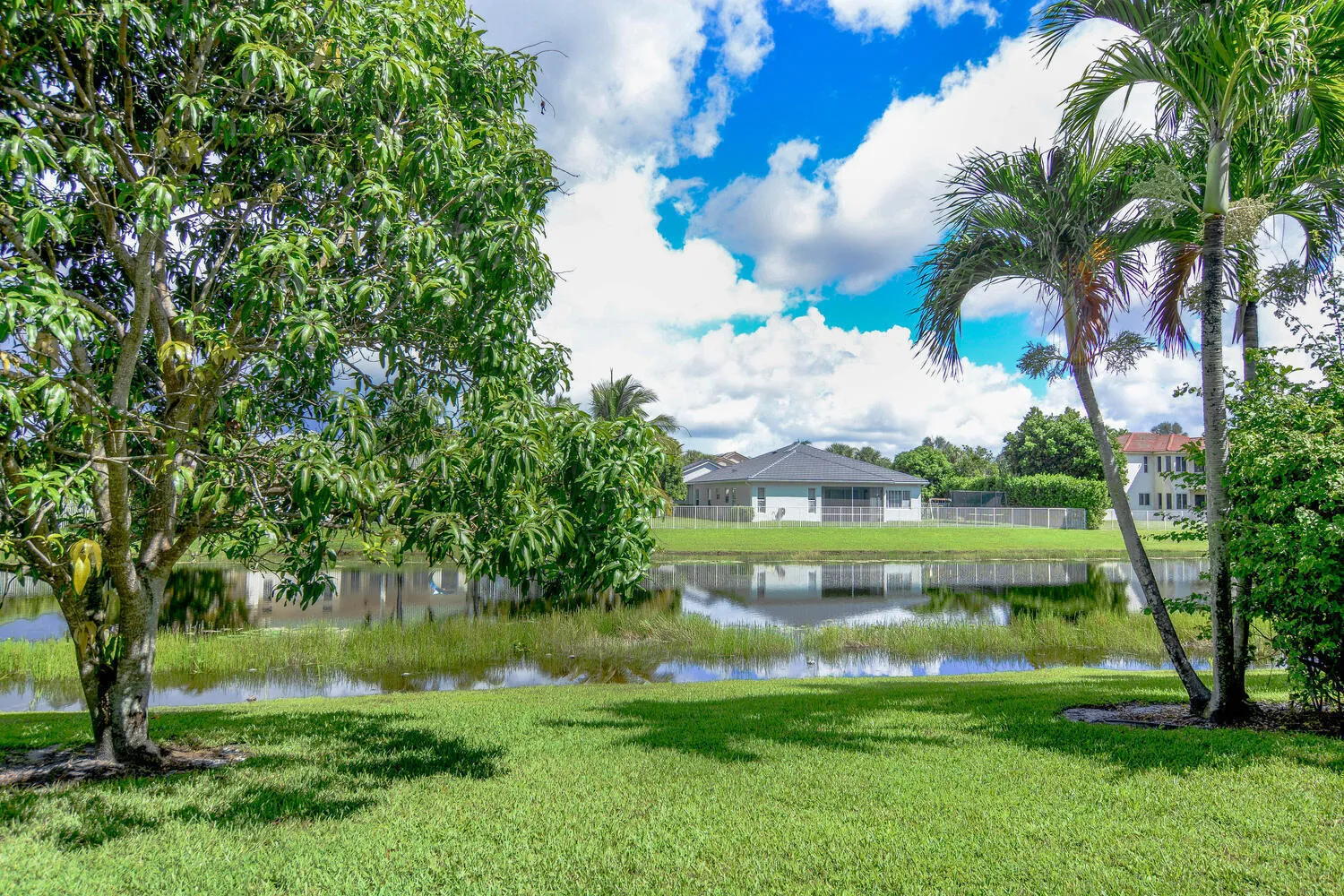 4676 Manderly Dr Wellington FL-large-041
