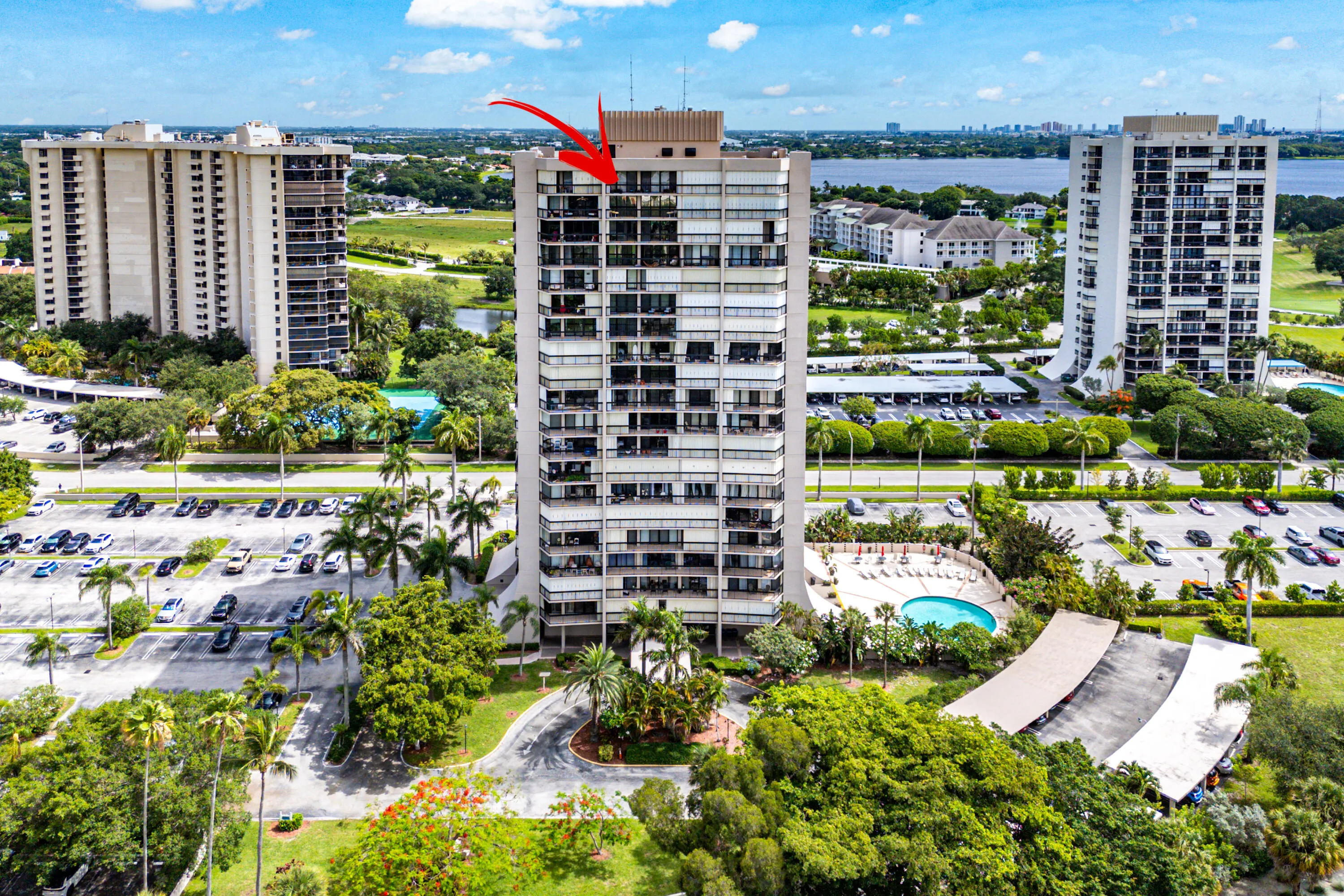 029-2425PresidentialWay-PH-WestPalmBeach