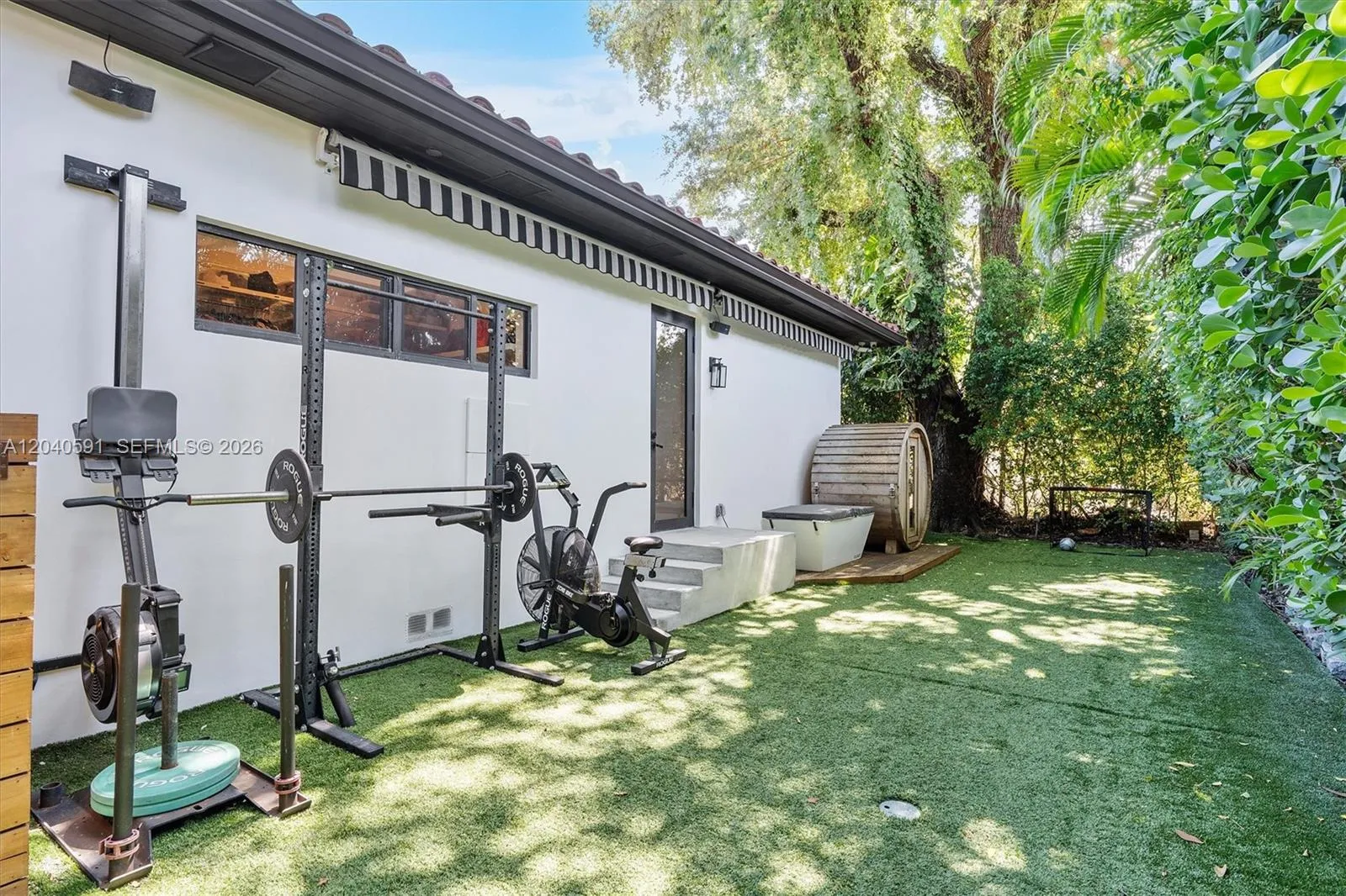 Property photo 38