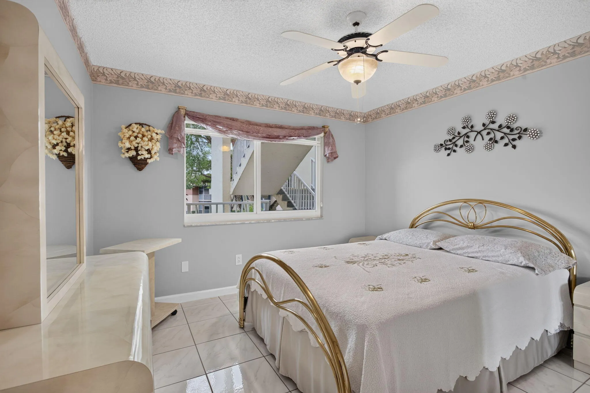 35-web-or-mls-7216-8400
