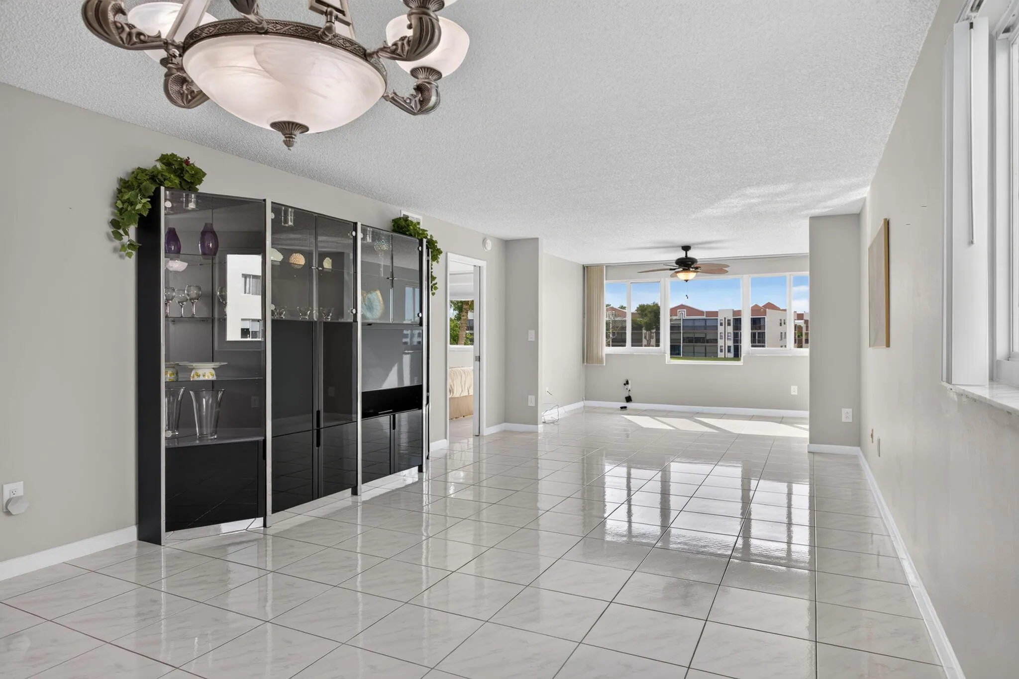 13-web-or-mls-7216-8291