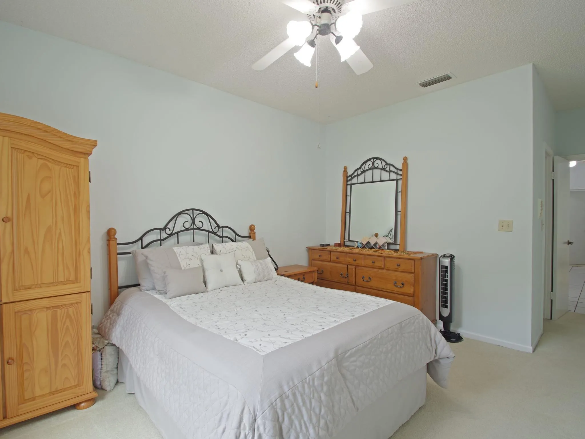 011-036-First Bedroom 2-2048x1536