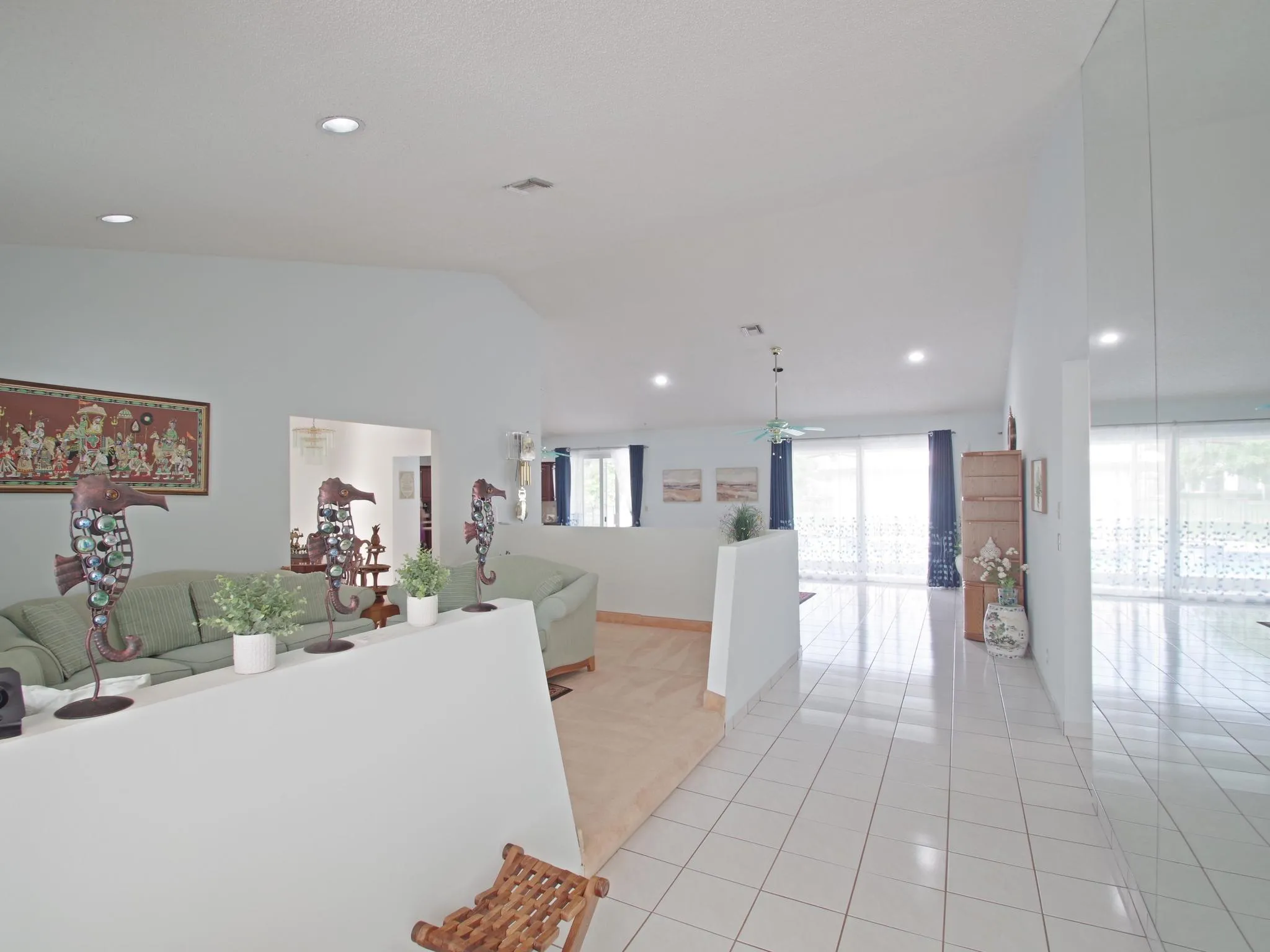 036-024-View From Foyer-2048x1536