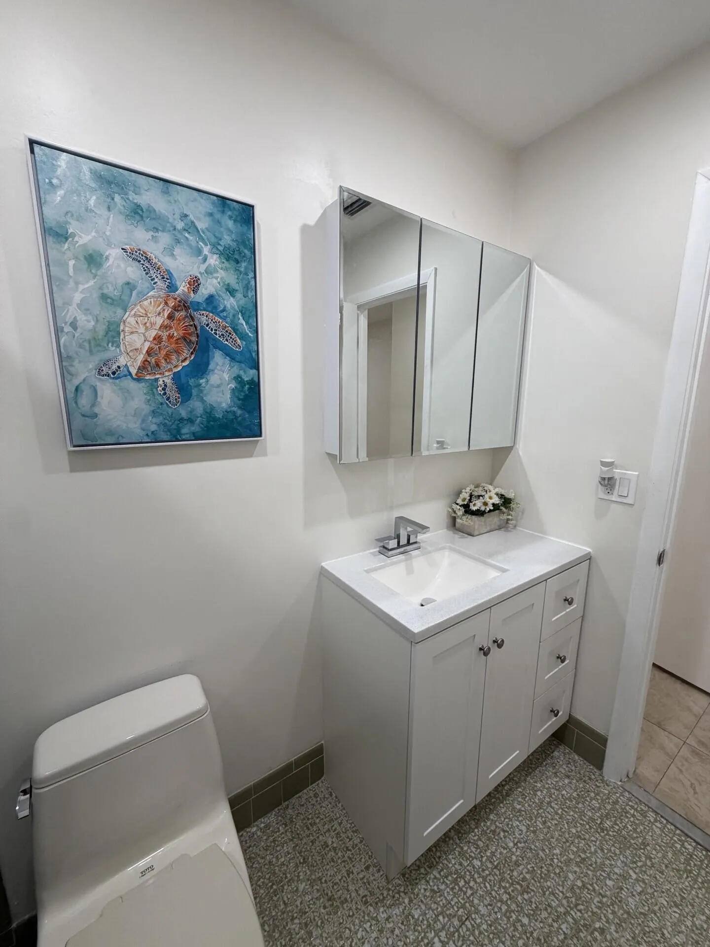 180 SW 77 Ave. bathroom photo