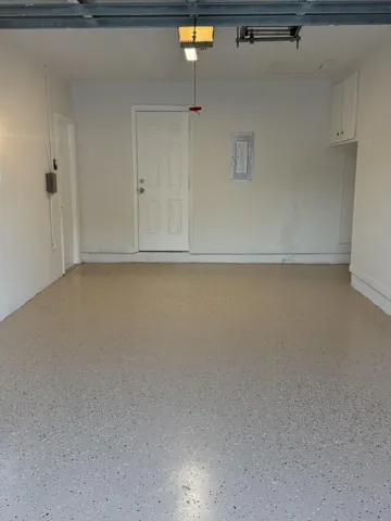 Epoxy floor in Garage