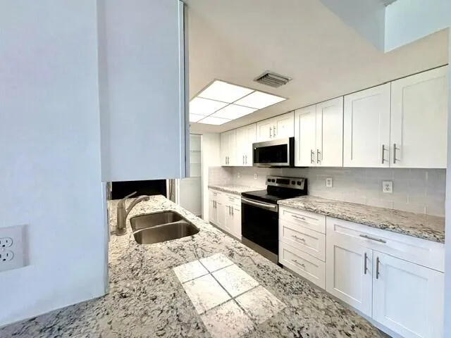 Undermount Sink