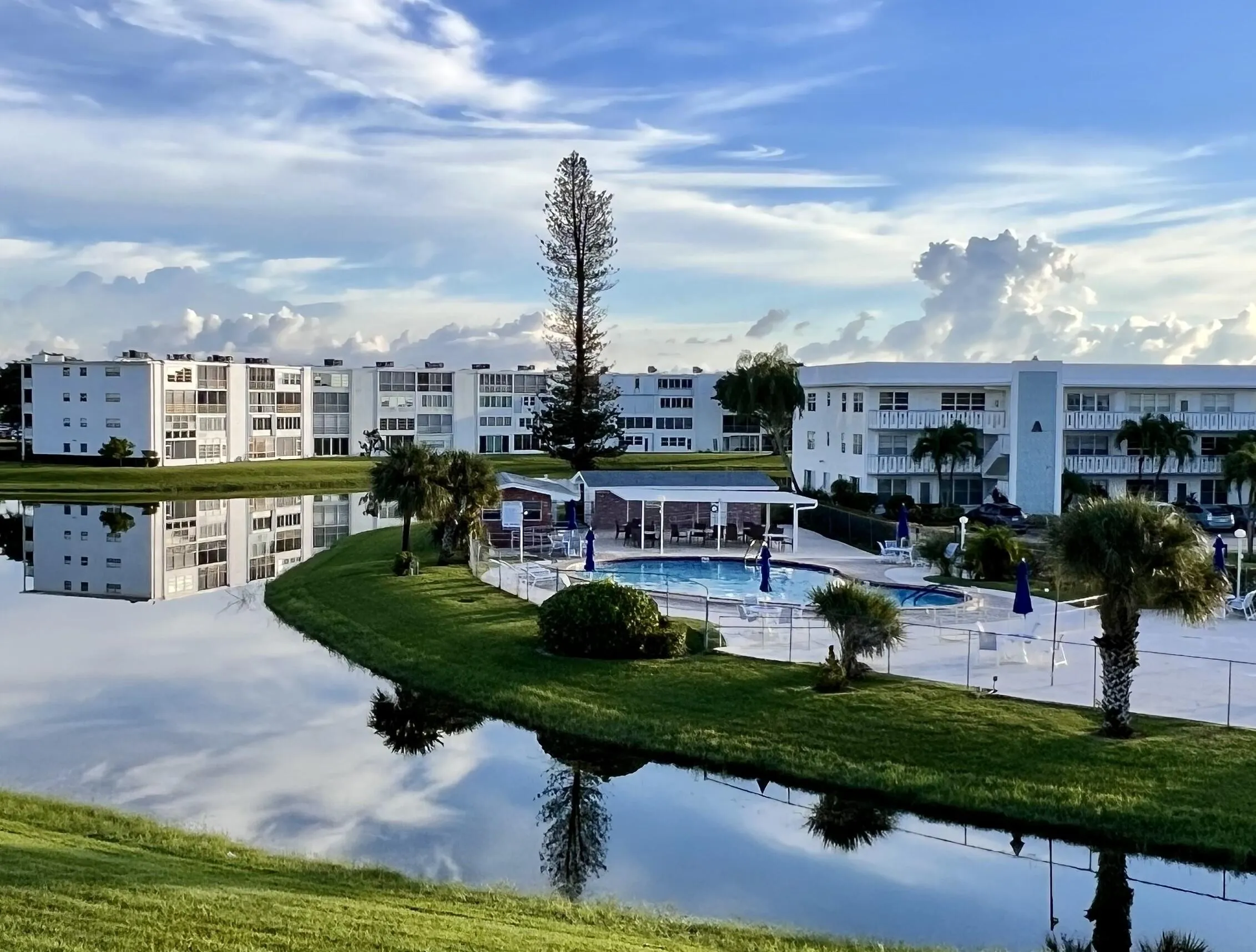 Wellington Private Pool EAST