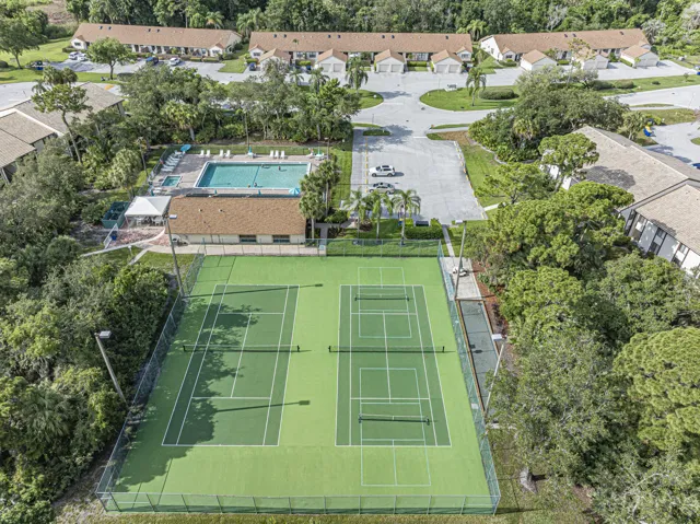 Tennis