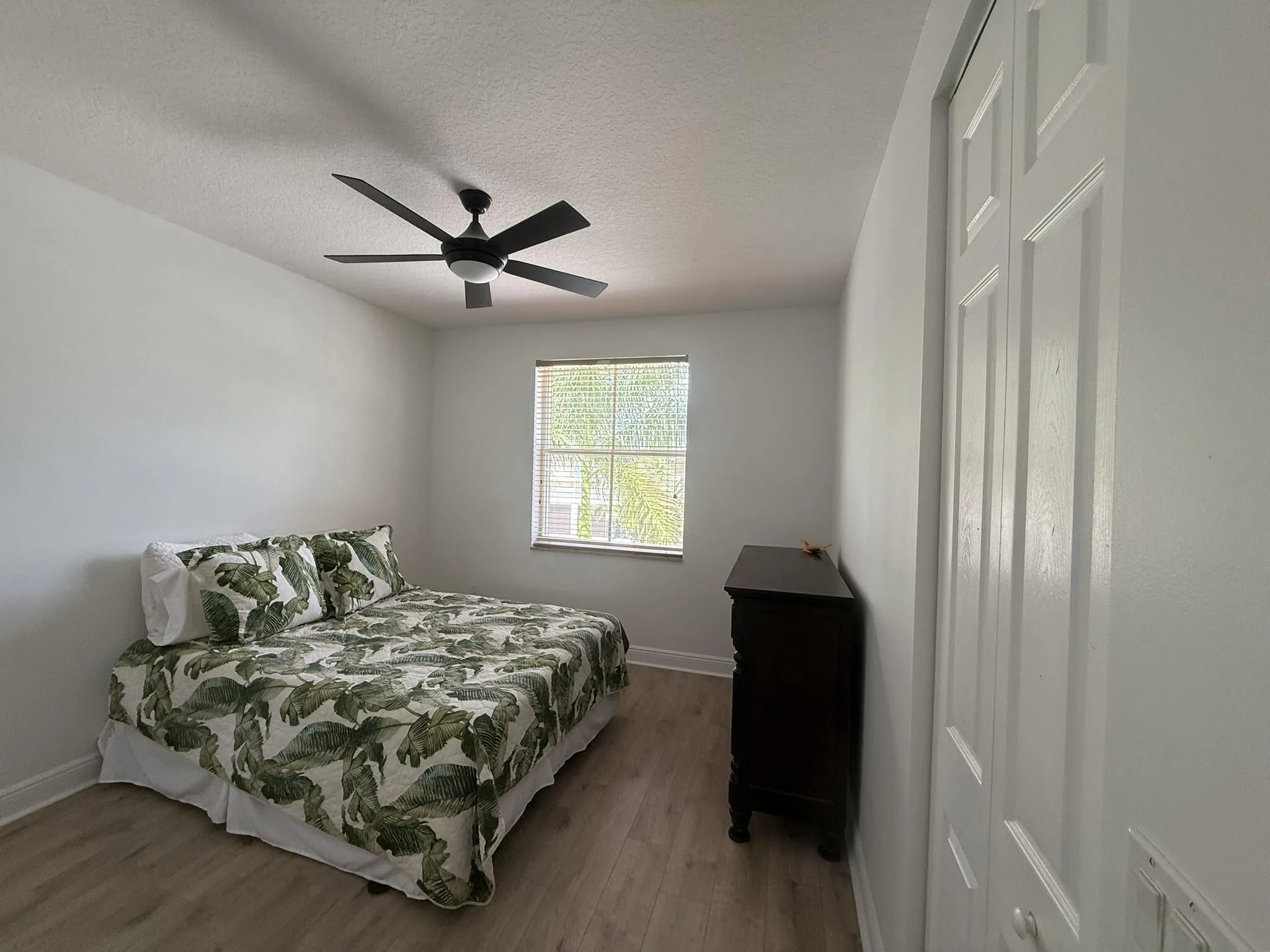 Property photo 77