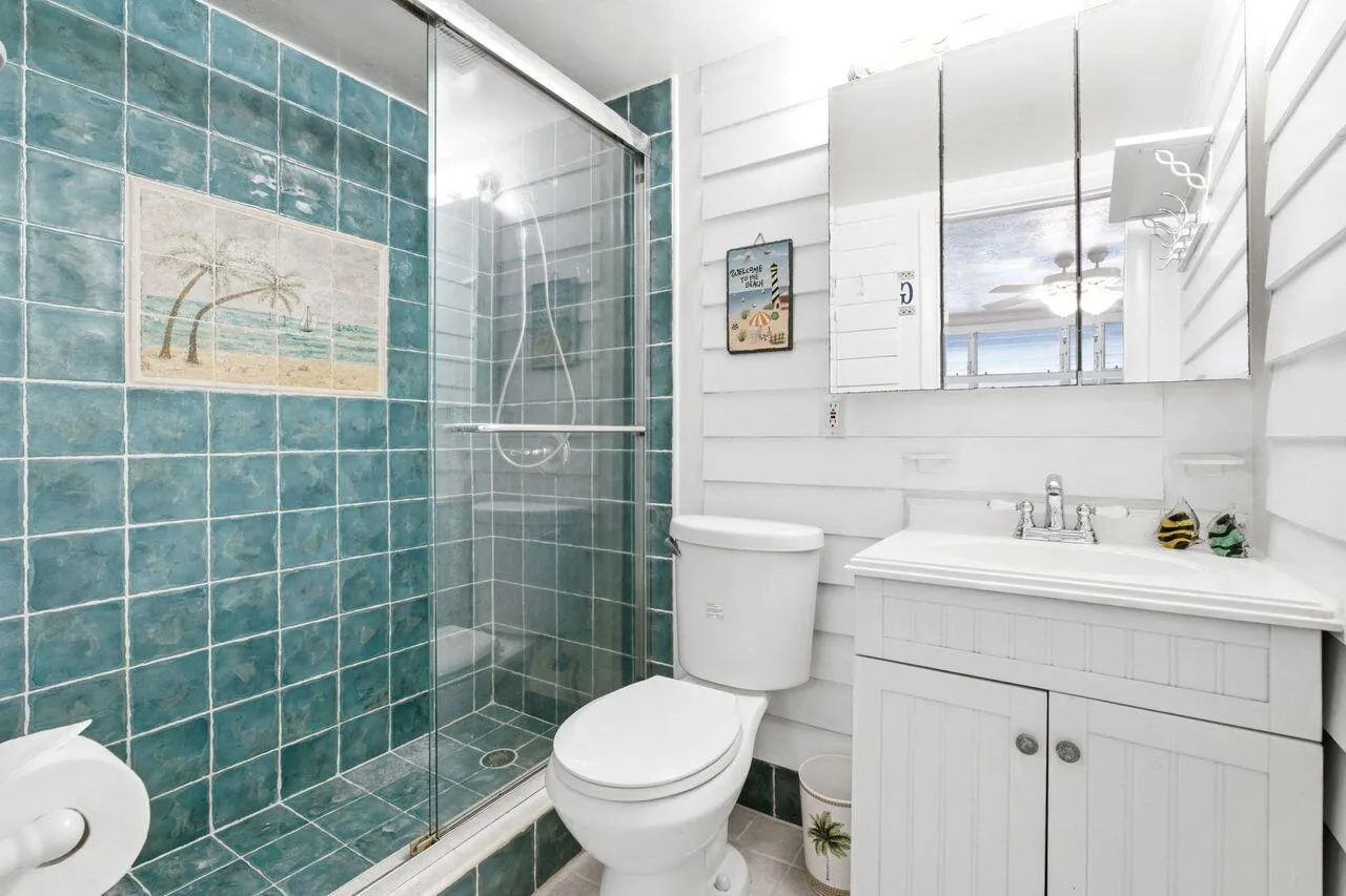 Master bathroom with large step in shower
