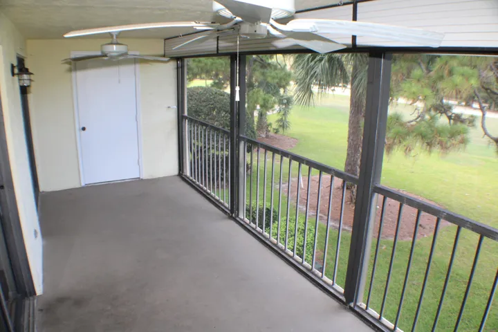 Screened balcony porch