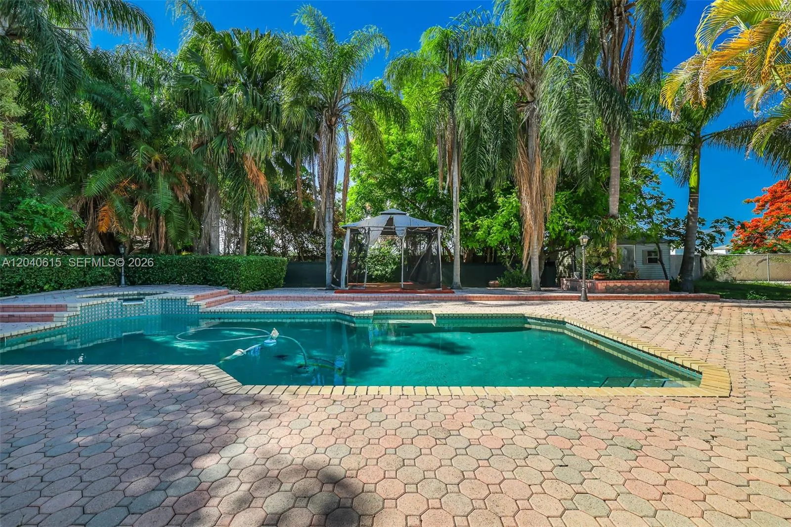 Property photo 361