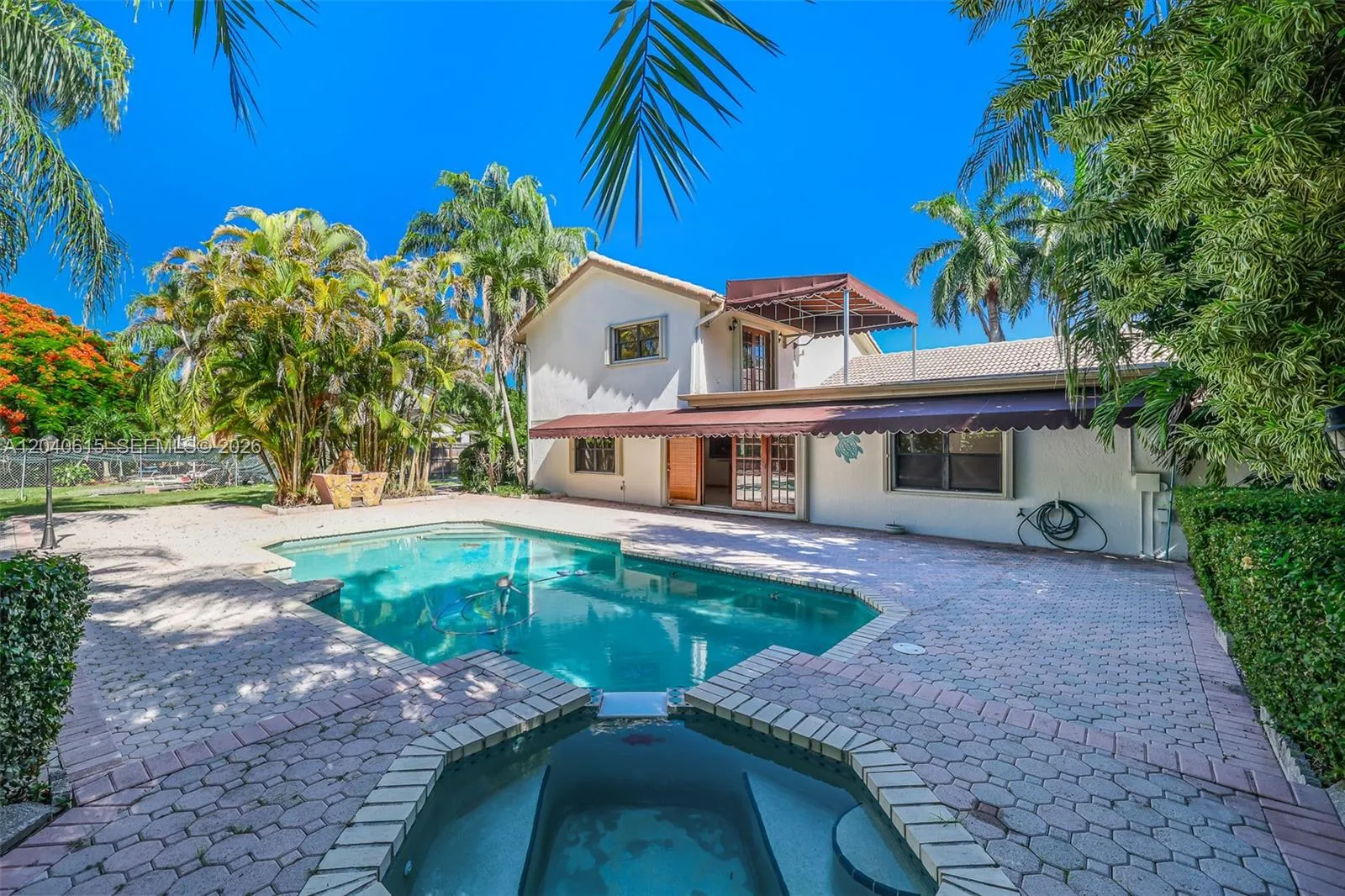Property photo 387