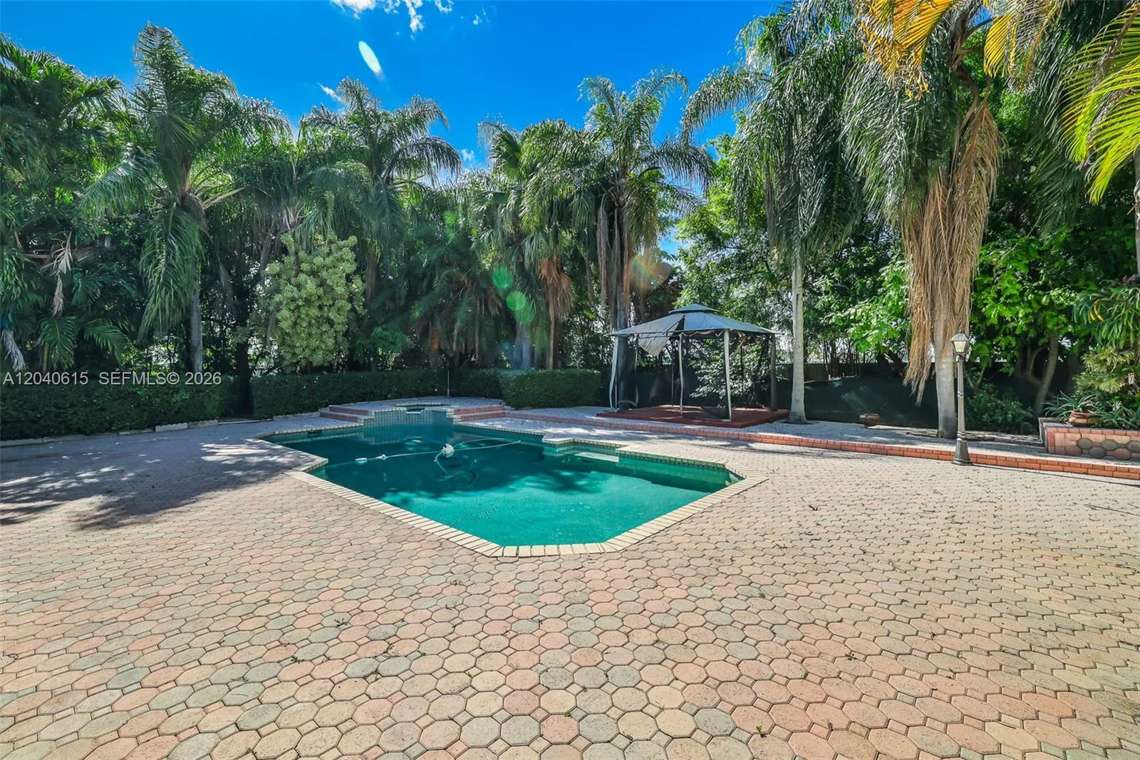Property photo 419