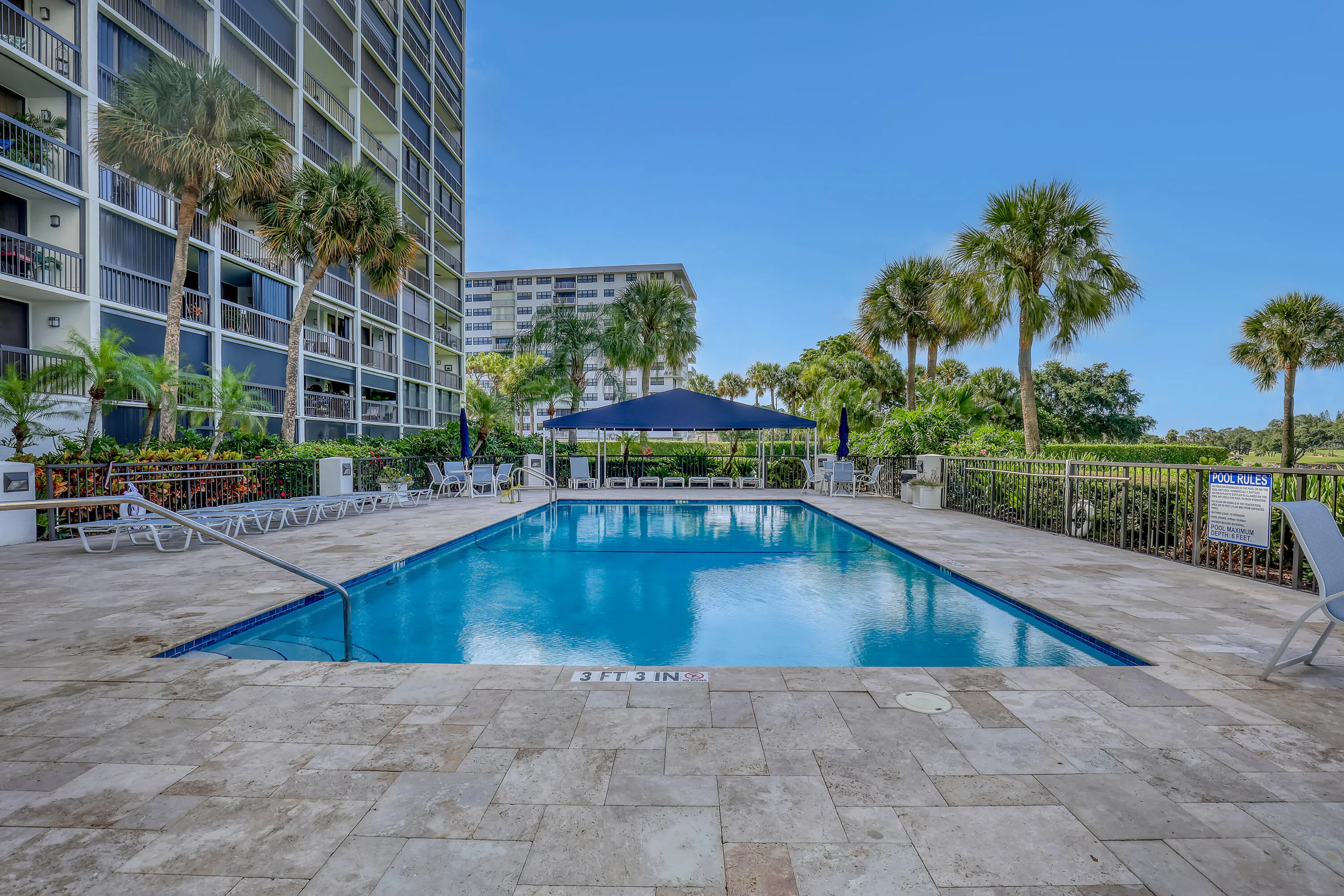 Tropical oasis at your doorstep