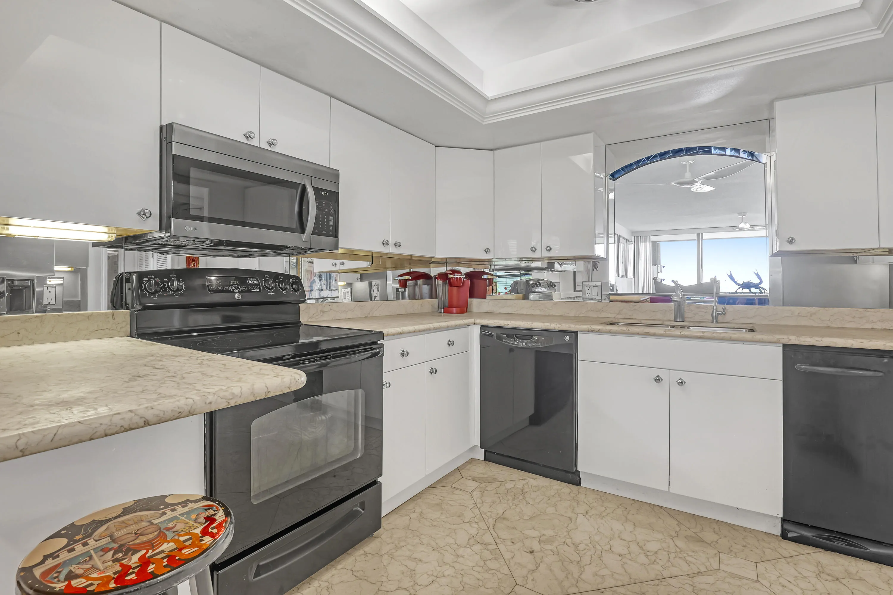 White cabinets, ready for your touch