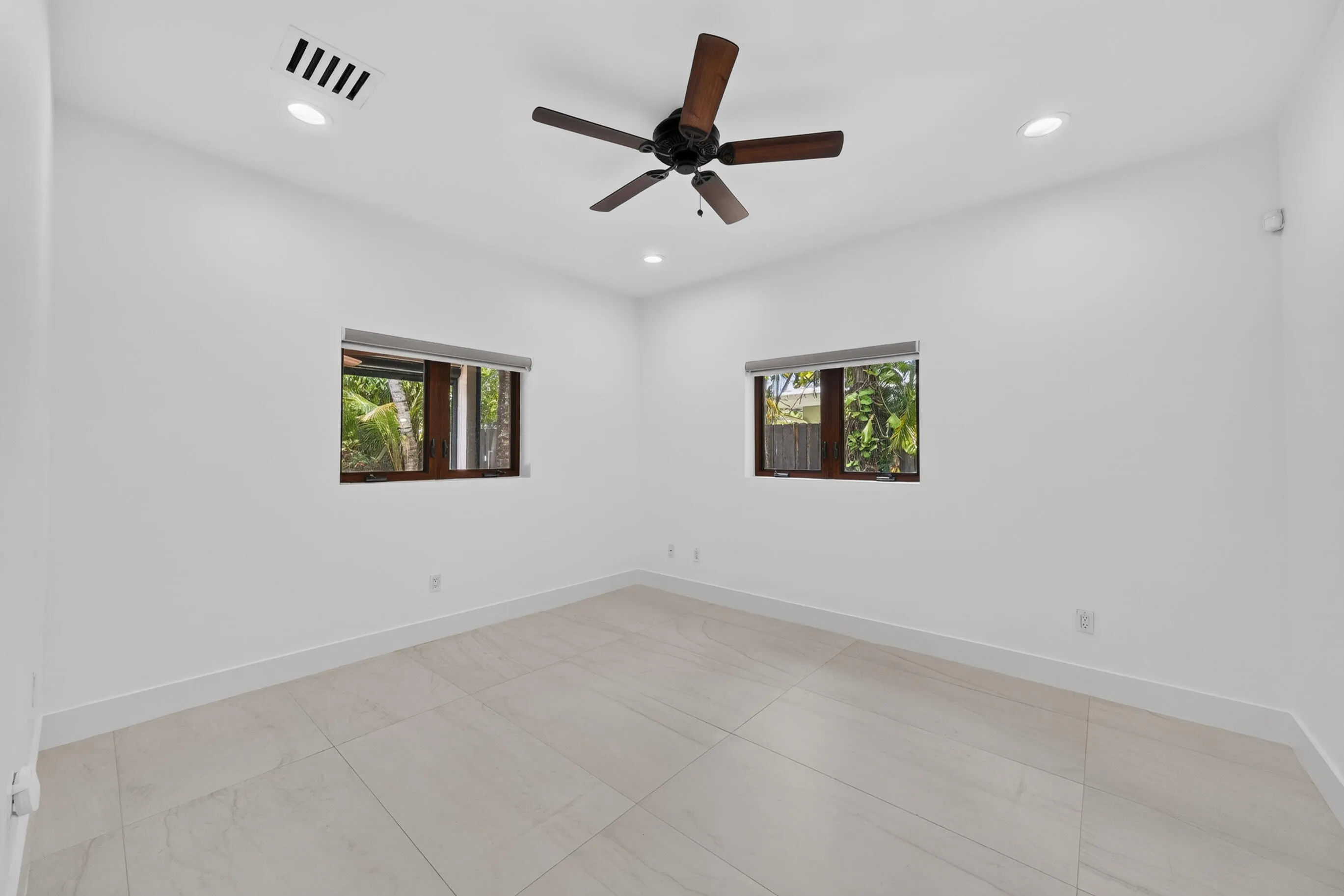 2719 NE 19th St. Coral Ridge - Fort Laud