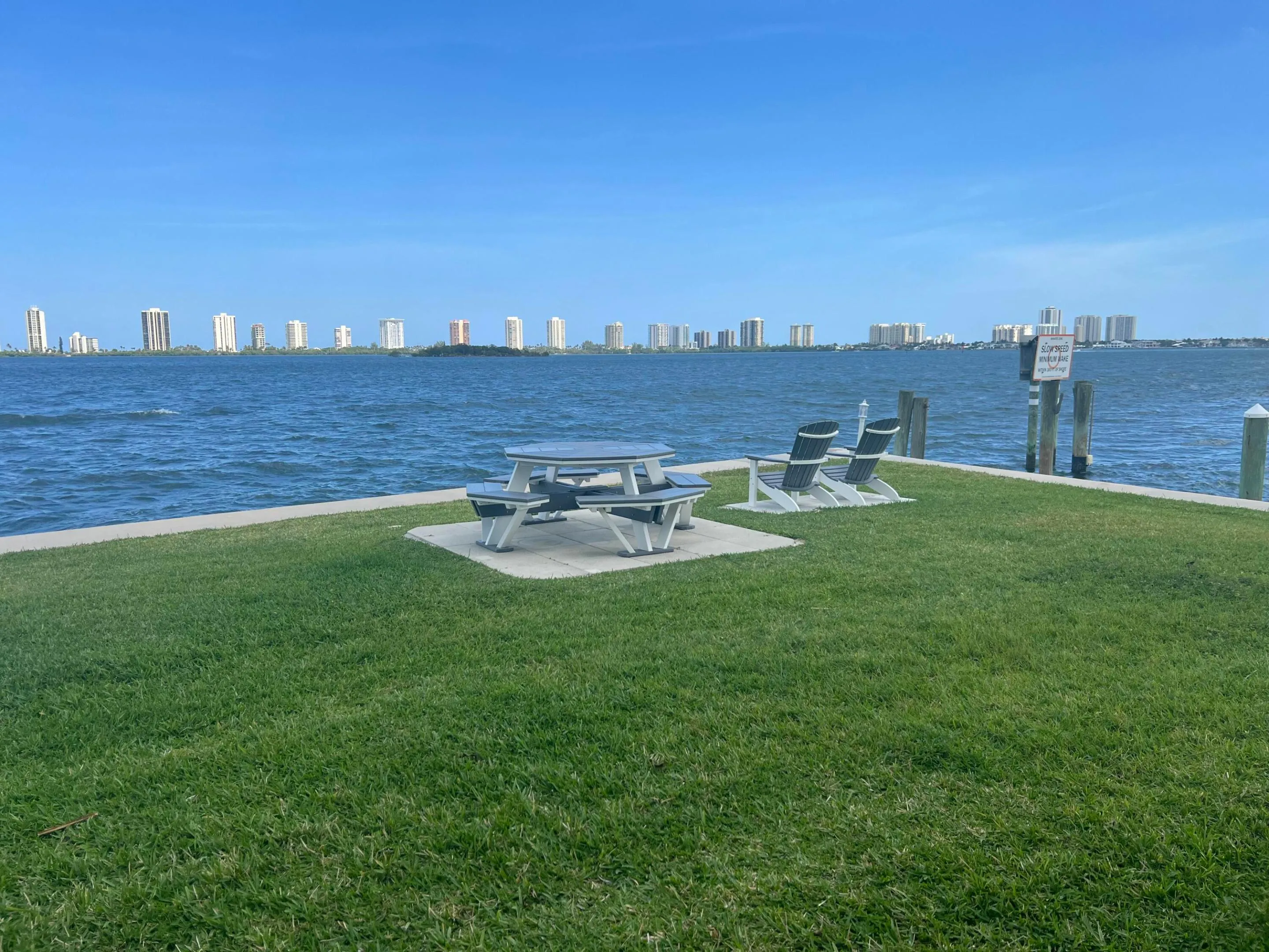100