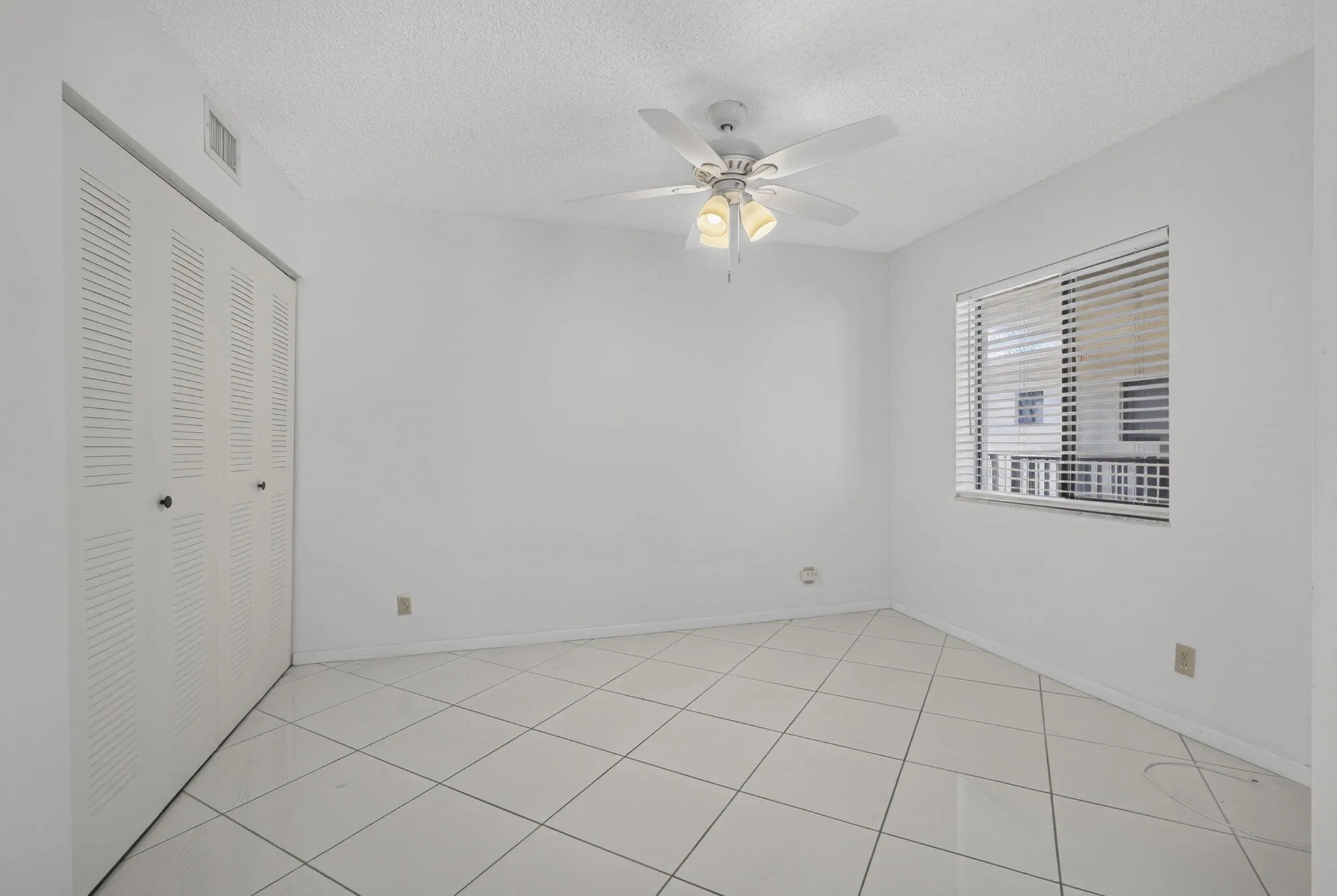 21-web-or-mls-BS1A4707