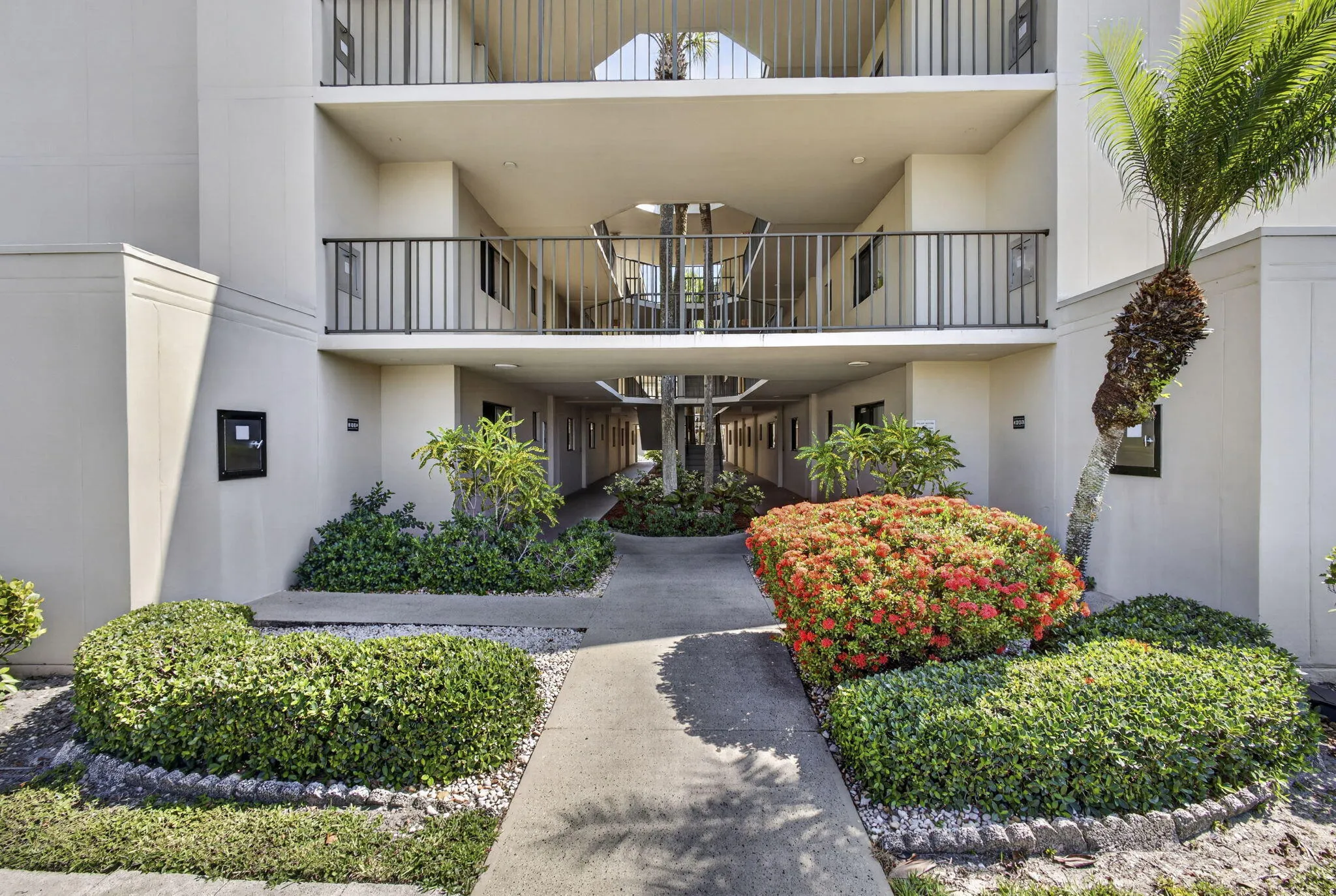 4-web-or-mls-BS1A4791