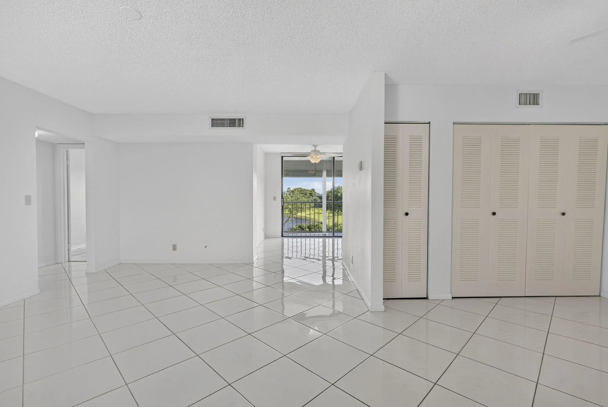 16-web-or-mls-BS1A4704