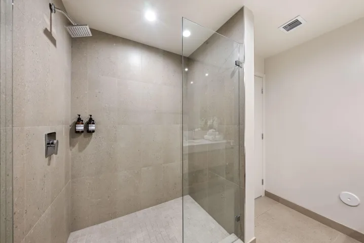 31-web-or-mls-Z7106601