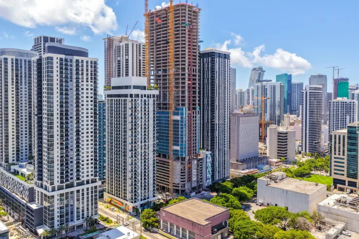 76-web-or-mls-DJI_20260617235936_0226_D