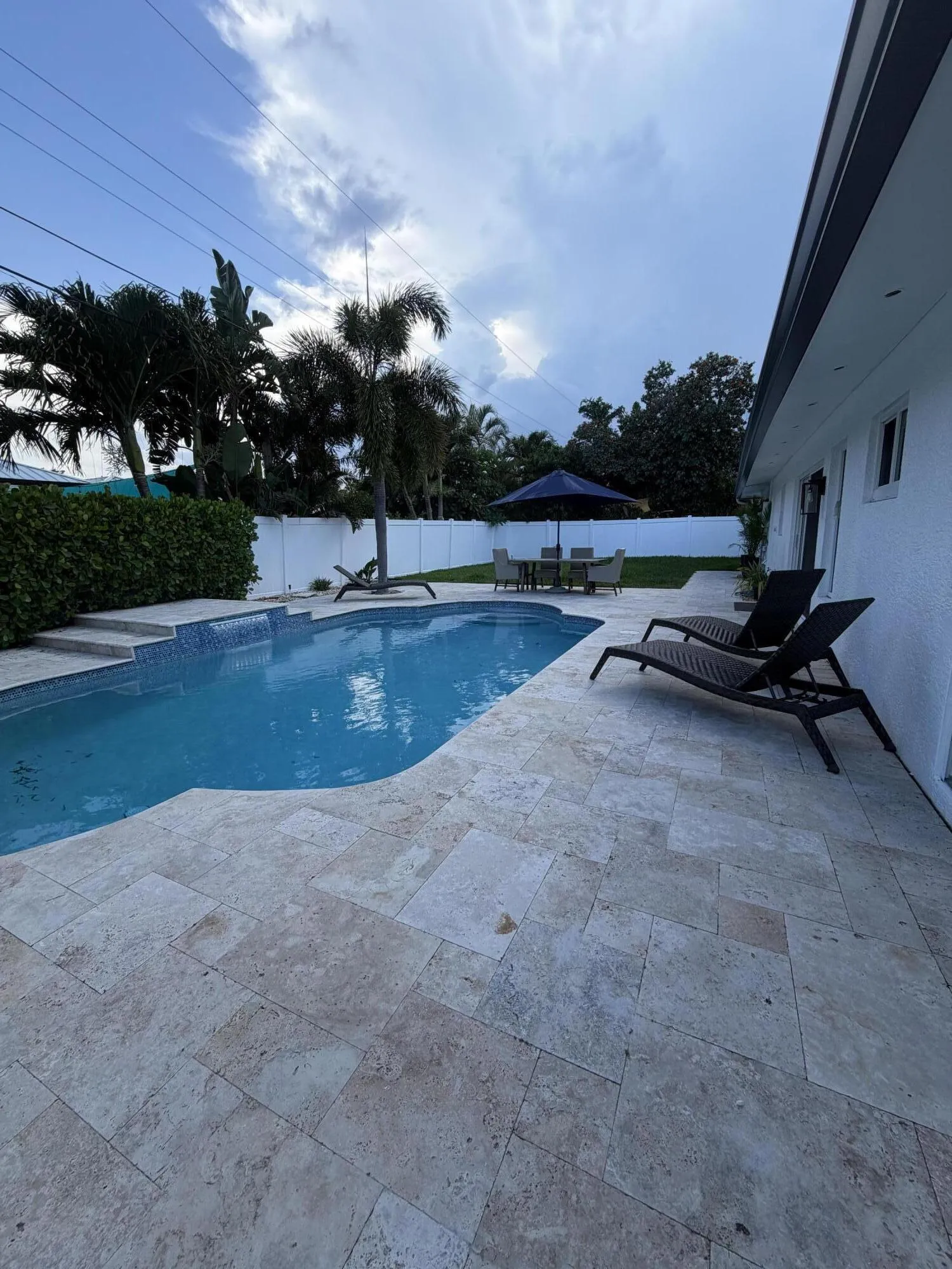 2620 NE 53rd St -43