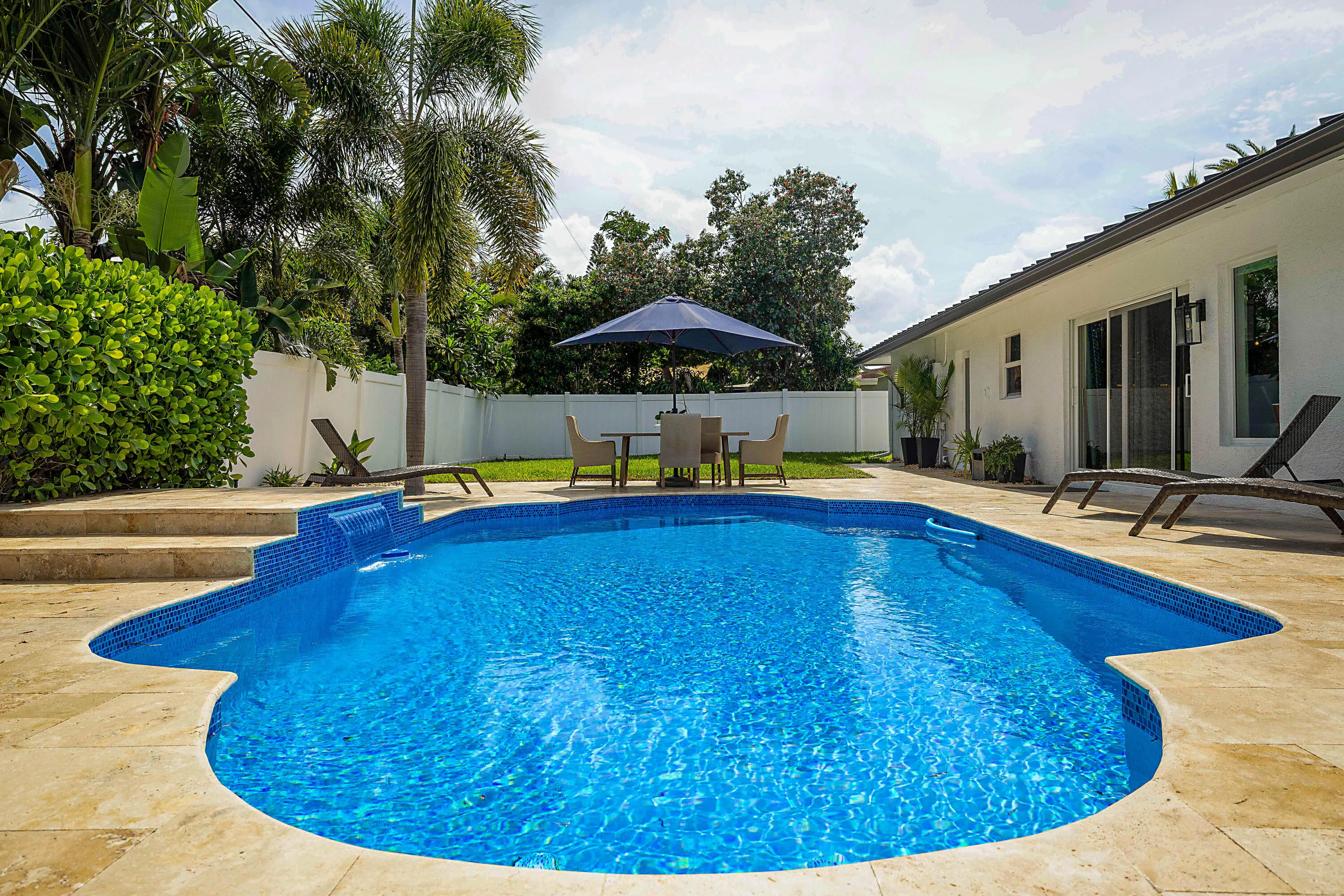 2620 NE 53rd St -31