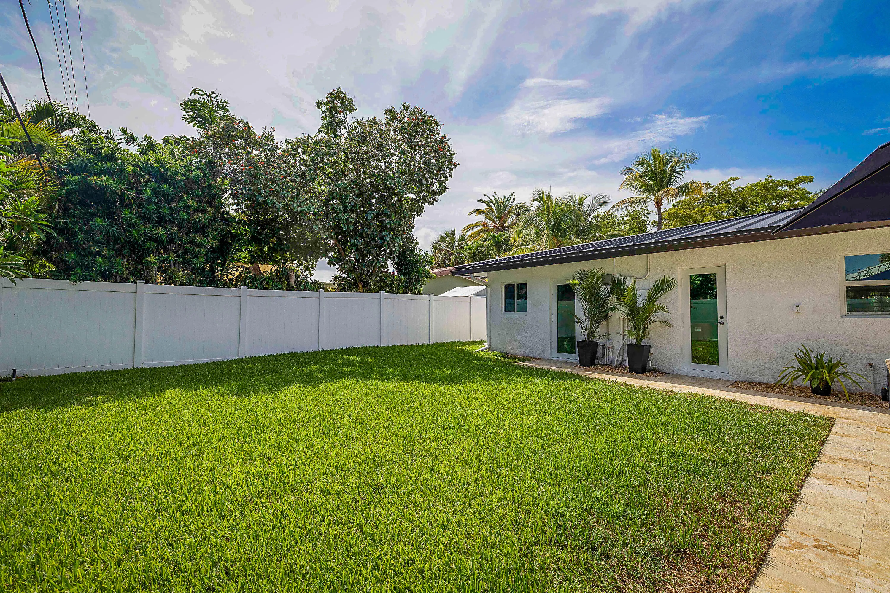 2620 NE 53rd St -37