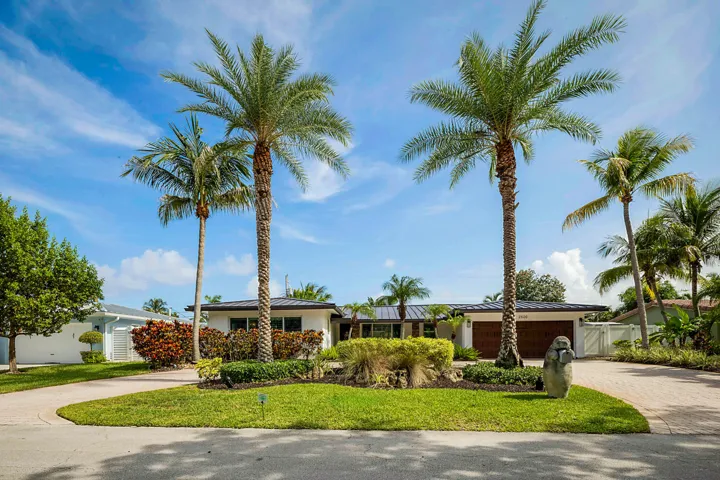 2620 NE 53rd St -1