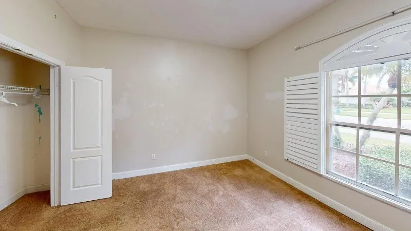 895-SW-Lake-Charles-Circle-Bedroom 2