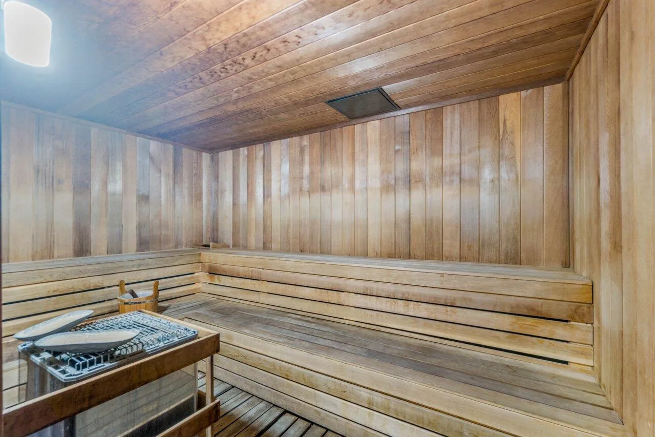 Pooldeck Saunas