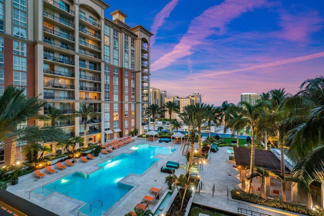 Resort-Style Pool Deck & Amenities