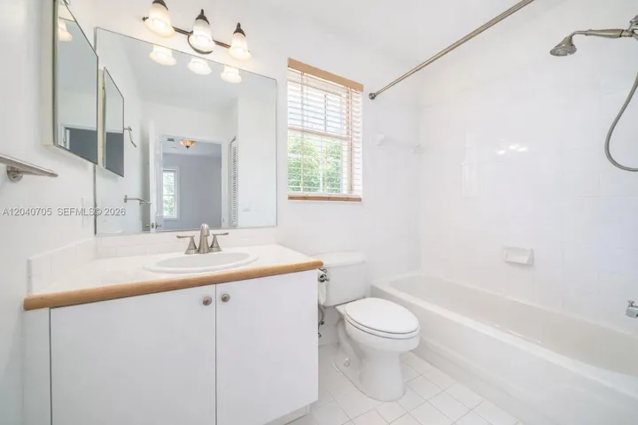 2nd Bathroom