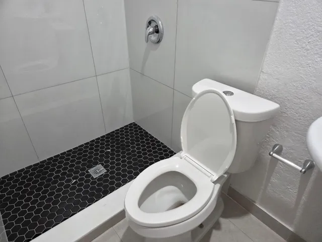 1000169103