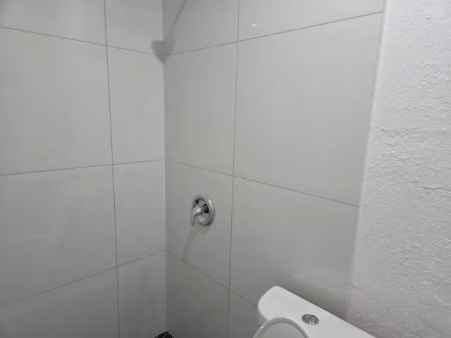 1000169104