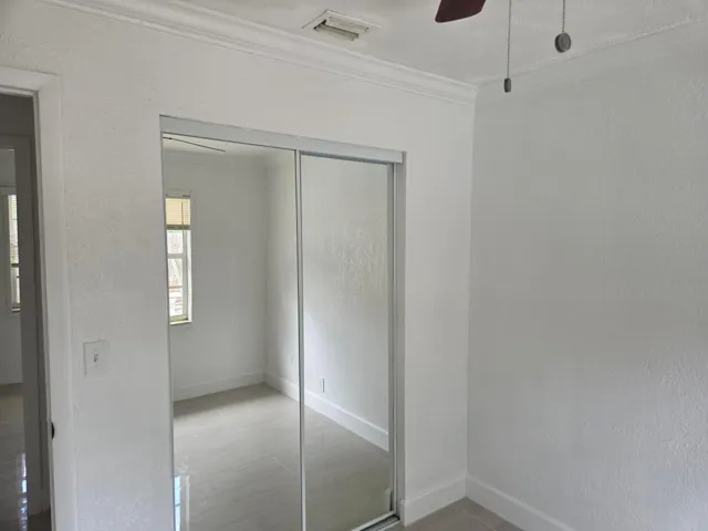 1000168387