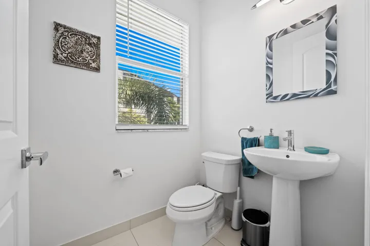 Half bathroom off the living room.