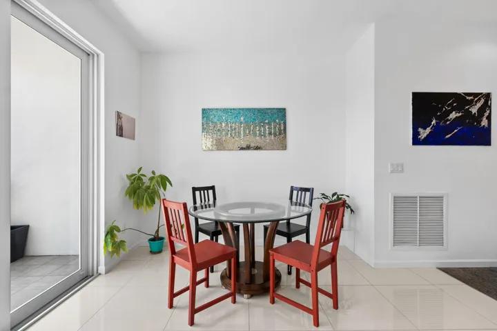 The 2nd level living space has to many option to be furnished.