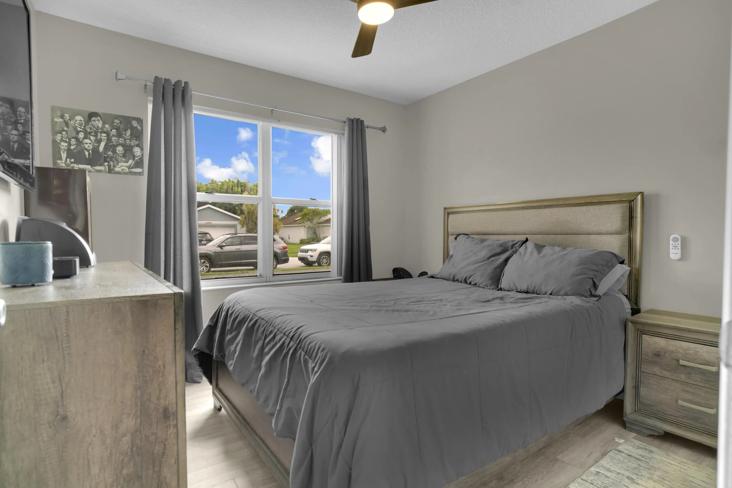 bedroom2