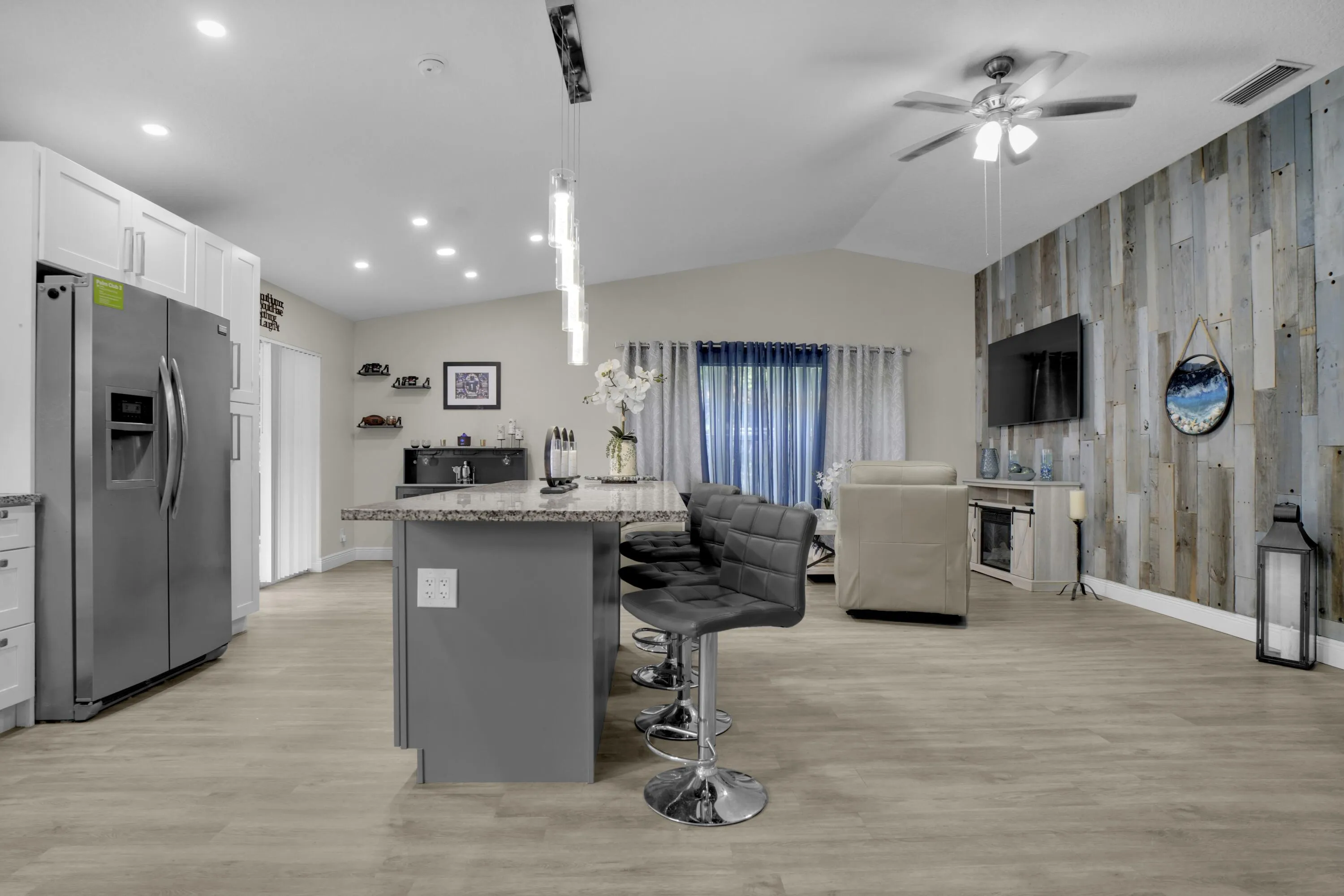 great room 3
