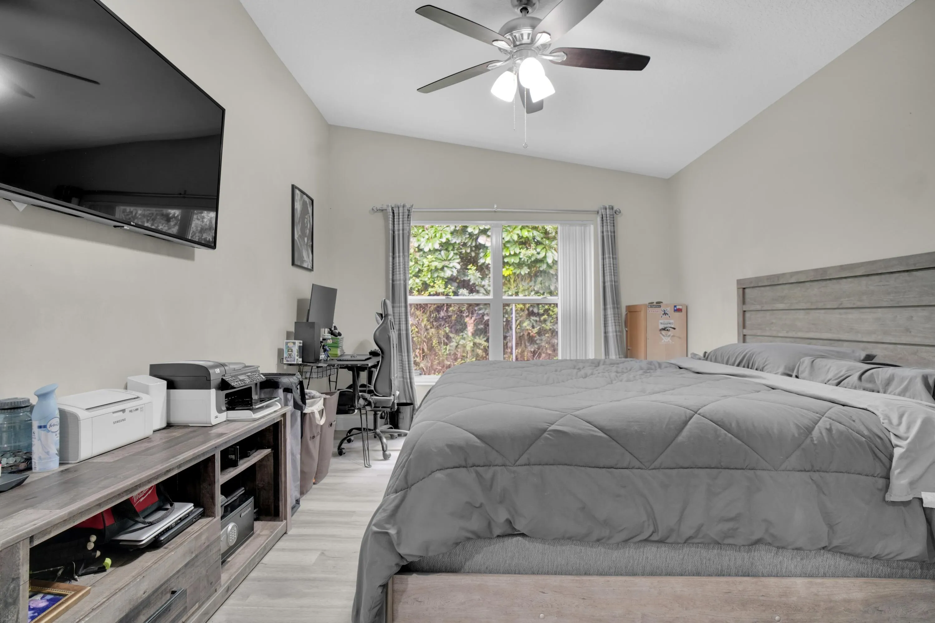 main bedroom 2