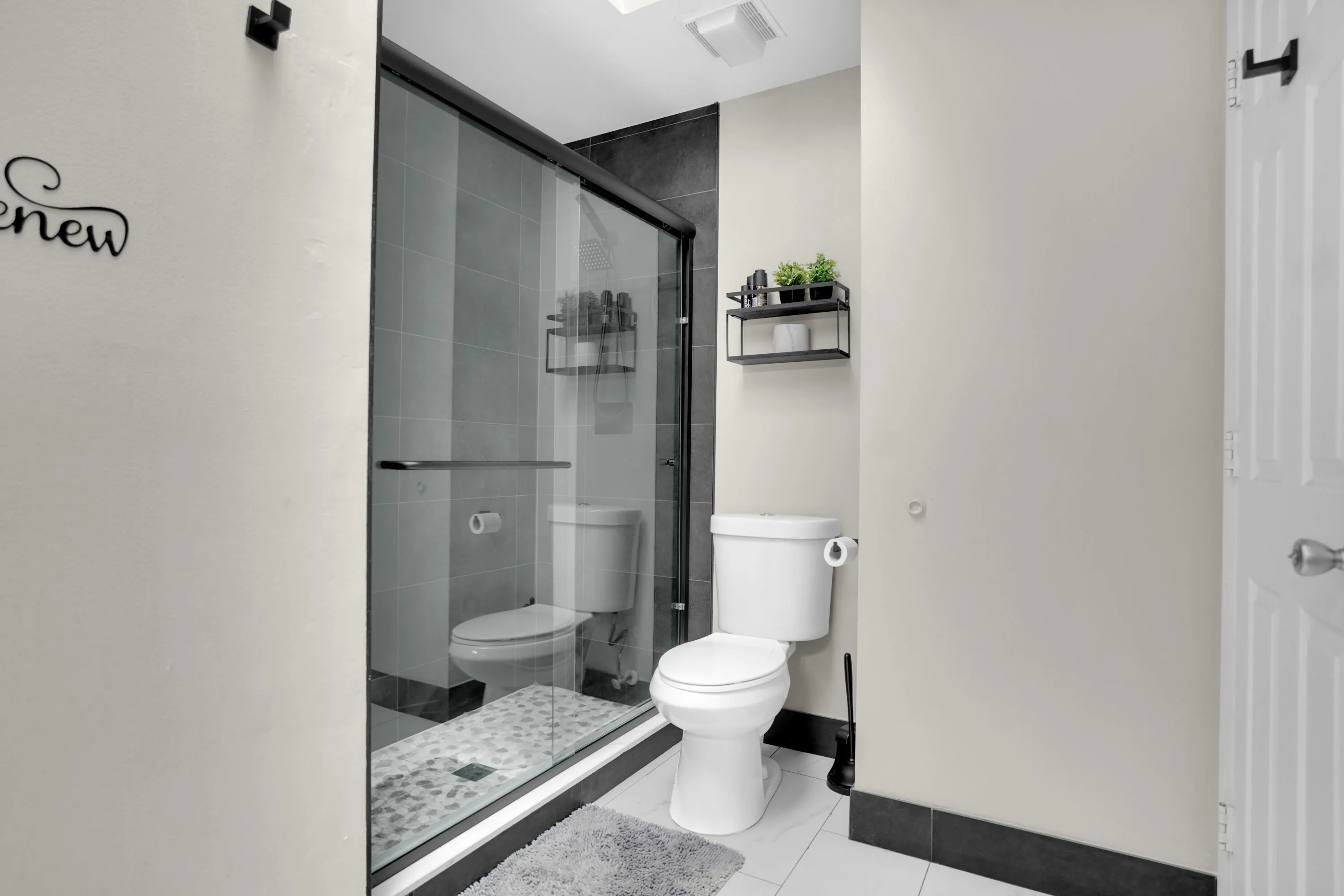 main bathroom 2