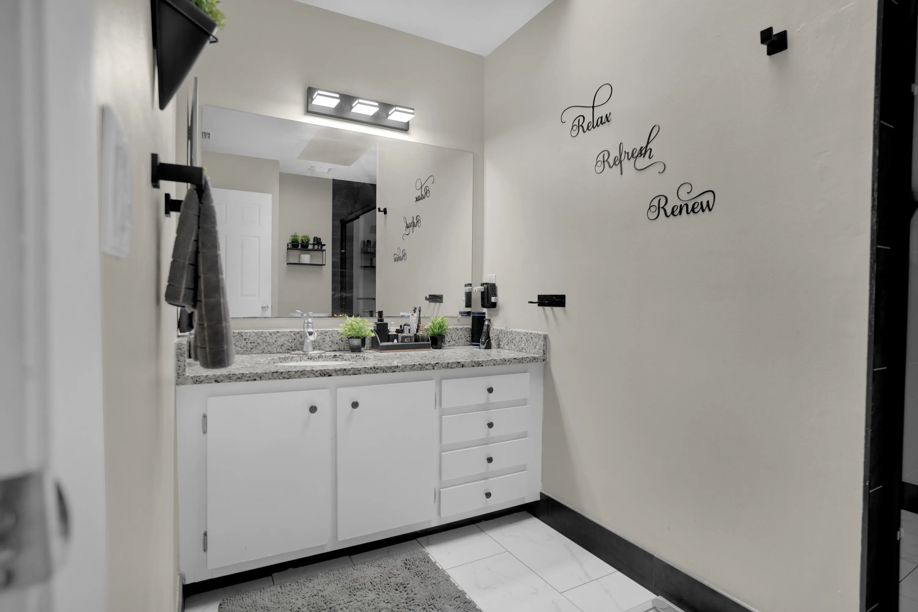 Main Bathroom