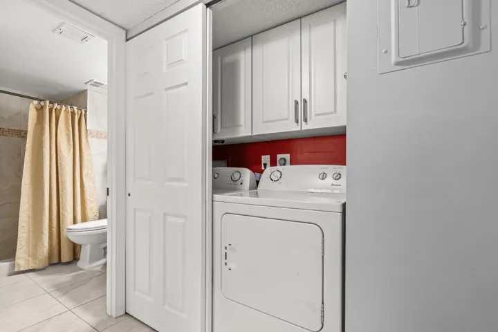018-11262GreenLakeDrive-204-BoyntonBeach
